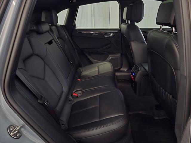 2023 Porsche Macan T