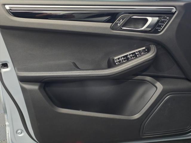 2023 Porsche Macan T