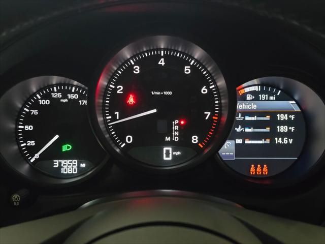 2023 Porsche Macan T