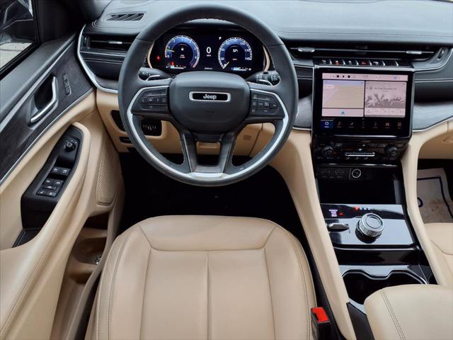 2023 Jeep Grand Cherokee L Limited 4x4 2023 Jeep Grand Cherokee L Limited 4x4