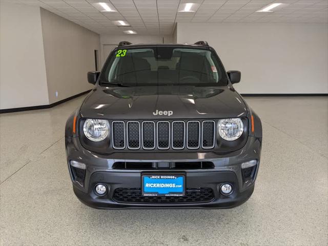 2023 Jeep Renegade RENEGADE LATITUDE 4X4