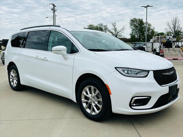 2022 Chrysler Pacifica Touring L AWD