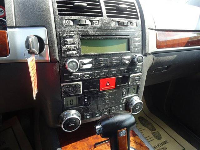 2004 Volkswagen Touareg V6
