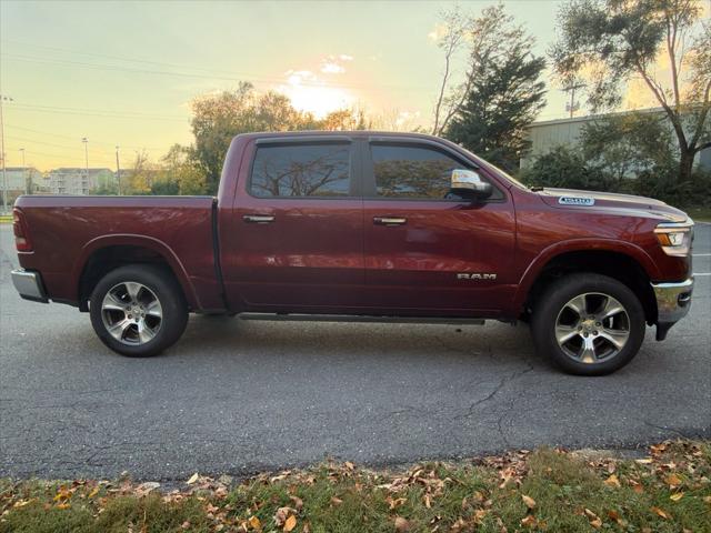 2019 RAM 1500 Laramie Crew Cab 4x4 57 Box 2019 RAM 1500 Laramie Crew Cab 4x4 57 Box