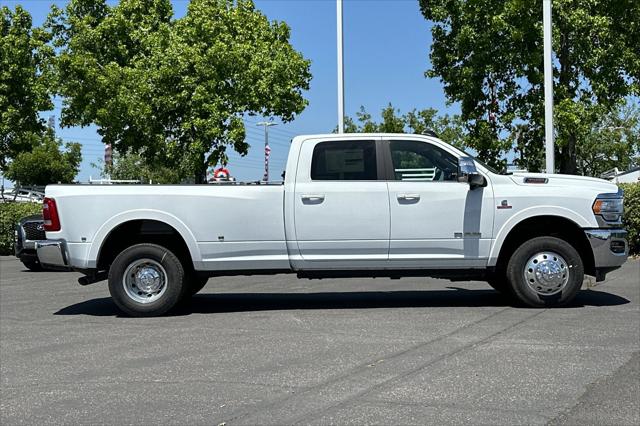 2024 RAM Ram 3500 RAM 3500 LIMITED LONGHORN CREW CAB 4X4 8 BOX