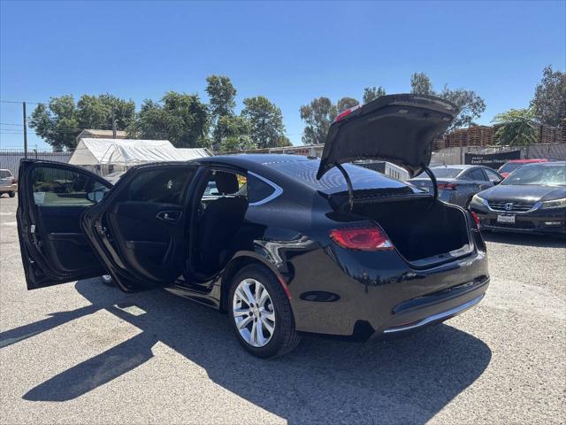 2015 Chrysler 200 Limited