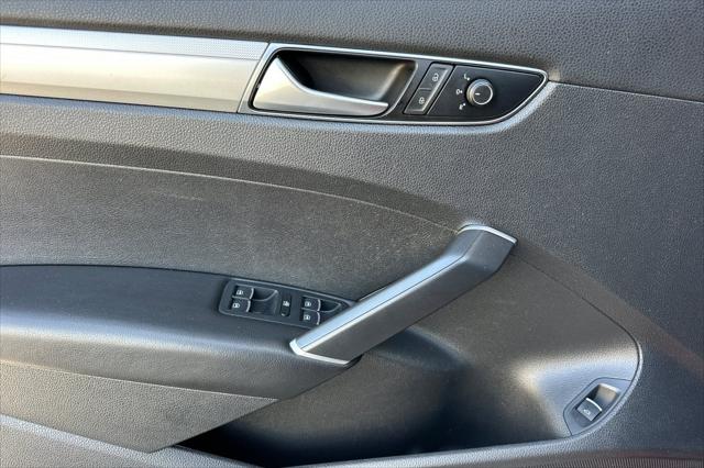 2016 Volkswagen Passat 1.8T S