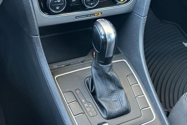 2016 Volkswagen Passat 1.8T S