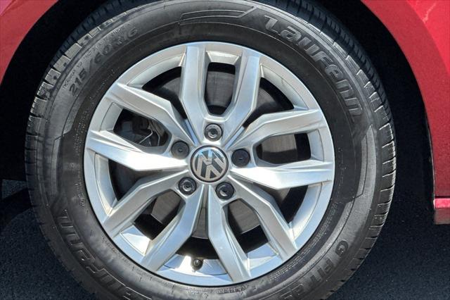 2016 Volkswagen Passat 1.8T S