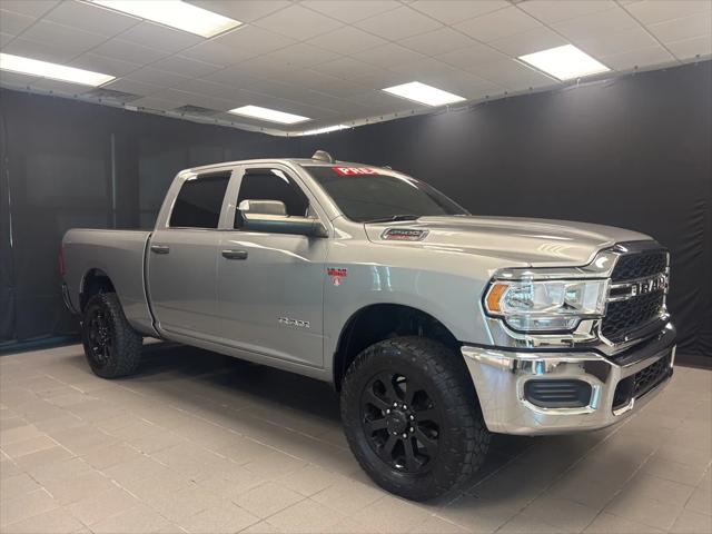 2022 RAM 2500 Tradesman Crew Cab 4x4 64 Box