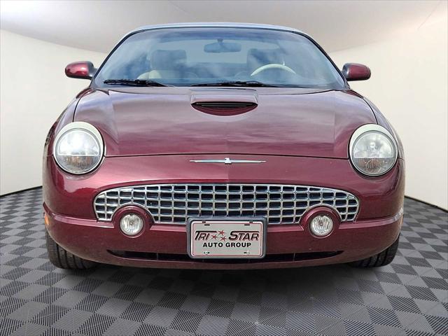 2004 Ford Thunderbird Deluxe 2004 Ford Thunderbird Deluxe