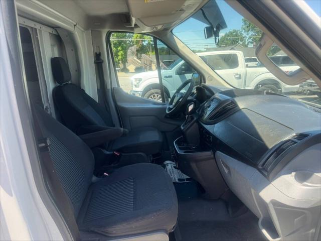 2018 Ford Transit Cutaway 350 2dr Commercial/Cutaway/Chassis 138 in. WB