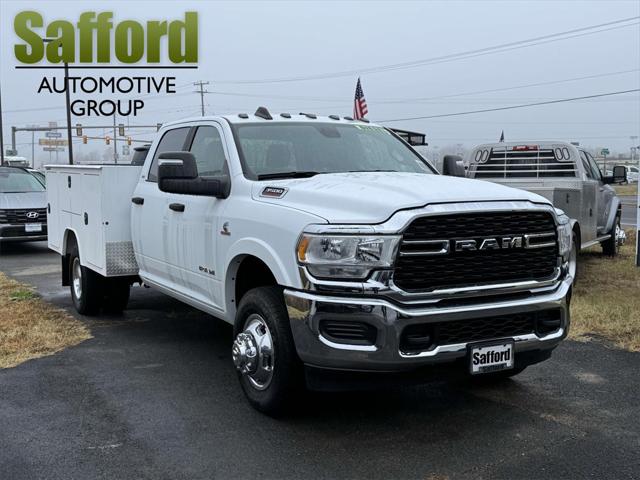 2024 RAM Ram 3500 Chassis Cab RAM 3500 SLT CREW CAB CHASSIS 4X4 60 CA