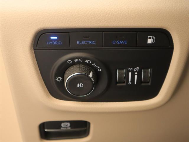 2023 Jeep Grand Cherokee Overland 4x2