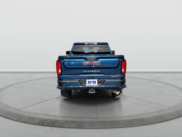 2023 GMC Sierra 3500HD 4WD Crew Cab Standard Bed AT4