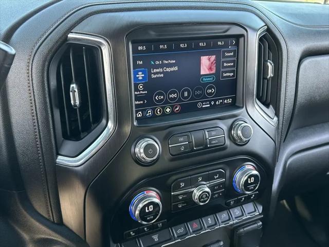 2023 GMC Sierra 3500HD 4WD Crew Cab Standard Bed AT4