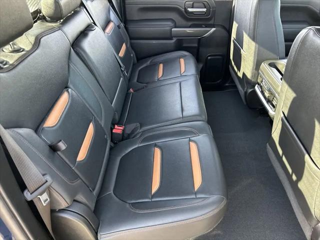 2023 GMC Sierra 3500HD 4WD Crew Cab Standard Bed AT4