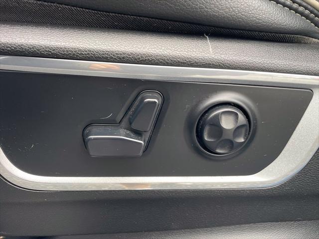 2020 Ram 1500 Laramie Crew Cab 4x4 57 Box