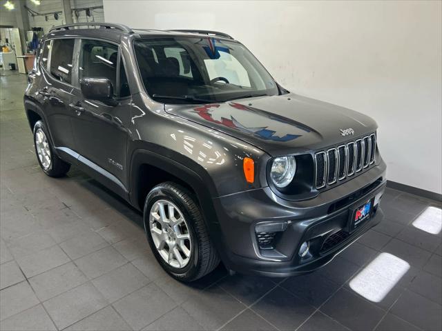 2020 Jeep Renegade Latitude 4x4 2020 Jeep Renegade Latitude 4x4
