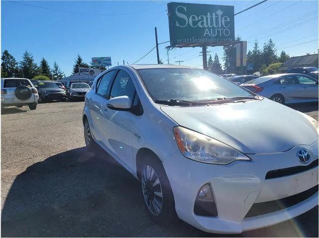 2014 Toyota Prius c Three for sale in Lynnwood, WA