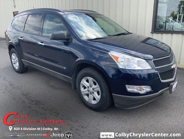 2010 Chevrolet Traverse LS 2010 Chevrolet Traverse LS