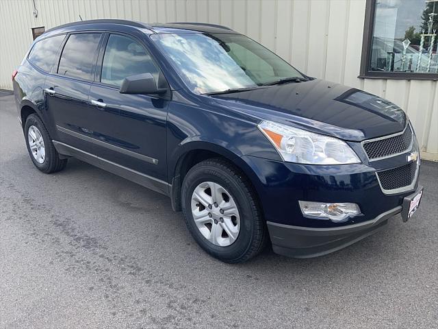 2010 Chevrolet Traverse LS 2010 Chevrolet Traverse LS