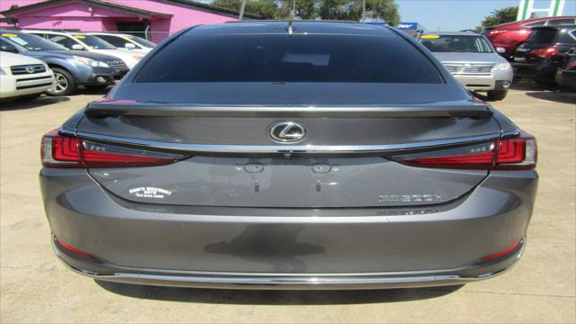 2019 Lexus ES 300h ES 300h