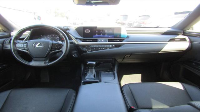2019 Lexus ES 300h ES 300h