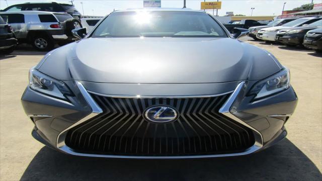 2019 Lexus ES 300h ES 300h