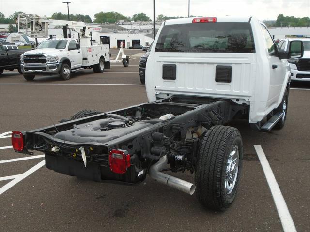 2024 RAM Ram 3500 Chassis Cab RAM 3500 TRADESMAN CHASSIS REGULAR CAB 4X4 60 CA