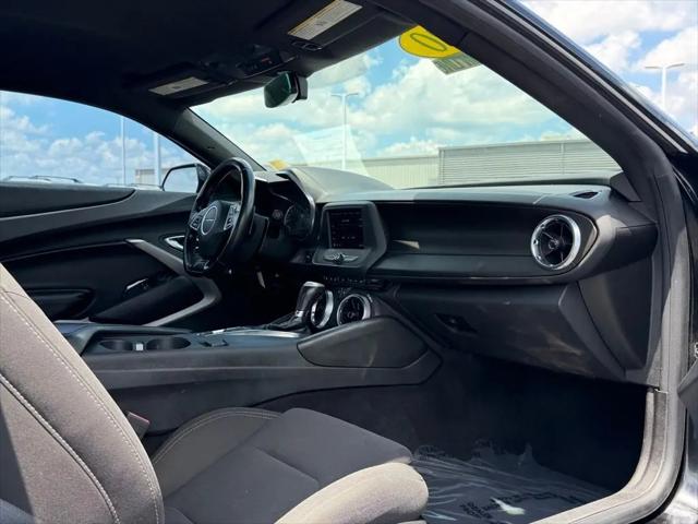 2020 Chevrolet Camaro RWD Coupe 1LT