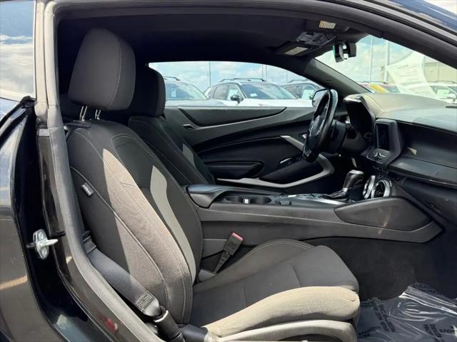 2020 Chevrolet Camaro RWD Coupe 1LT