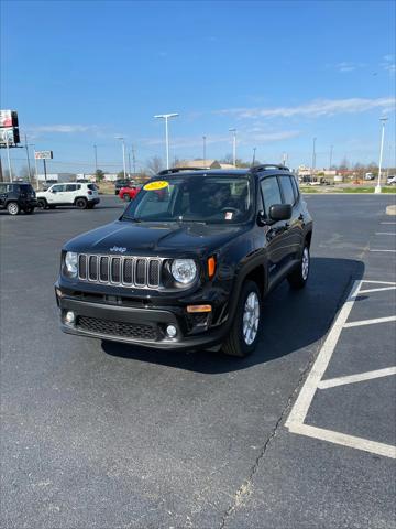 2023 Jeep Renegade RENEGADE LATITUDE 4X4