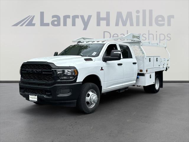 2023 RAM Ram 3500 Chassis Cab RAM 3500 TRADESMAN CREW CAB CHASSIS 4X4 60 CA