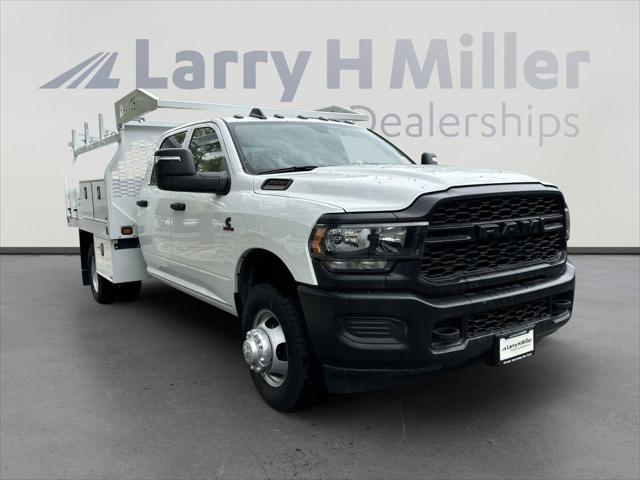 2023 RAM Ram 3500 Chassis Cab RAM 3500 TRADESMAN CREW CAB CHASSIS 4X4 60 CA