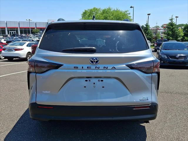 2023 Toyota Sienna XLE
