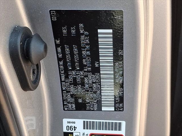 2023 Toyota Sienna XLE