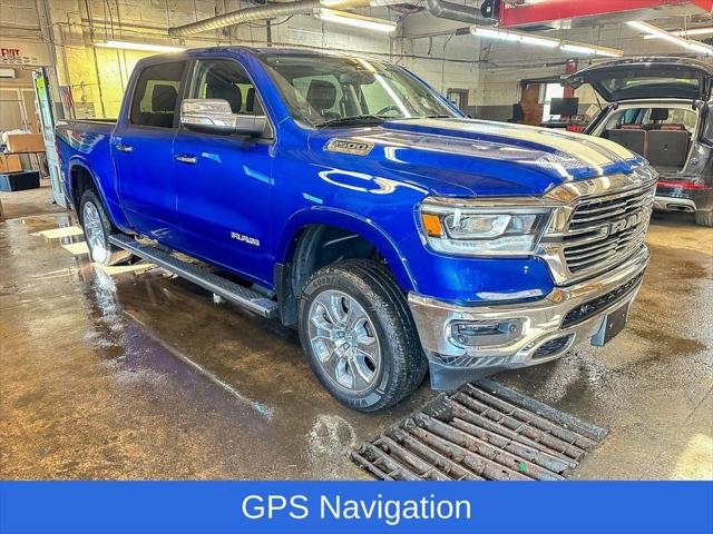 2019 RAM 1500 Laramie Crew Cab 4x4 57 Box 2019 RAM 1500 Laramie Crew Cab 4x4 57 Box