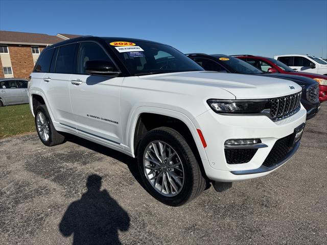 2022 Jeep Grand Cherokee 4xe Summit 4x4 2022 Jeep Grand Cherokee 4xe Summit 4x4