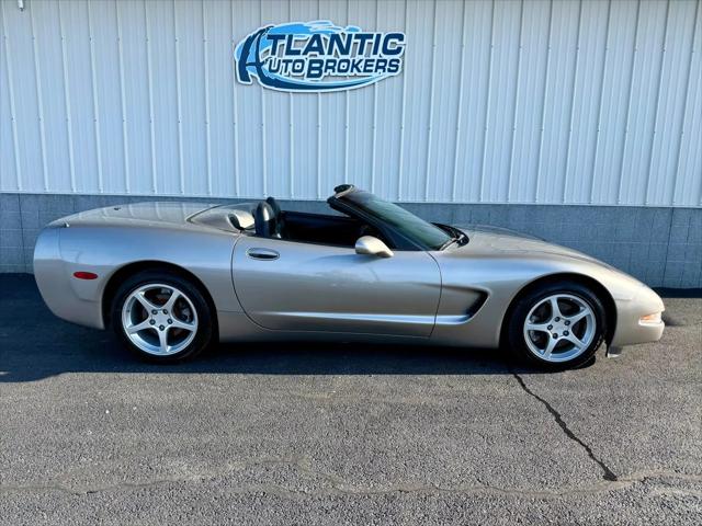 2001 Chevrolet Corvette Base