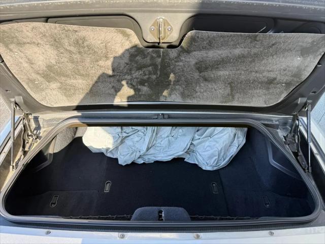 2001 Chevrolet Corvette Base