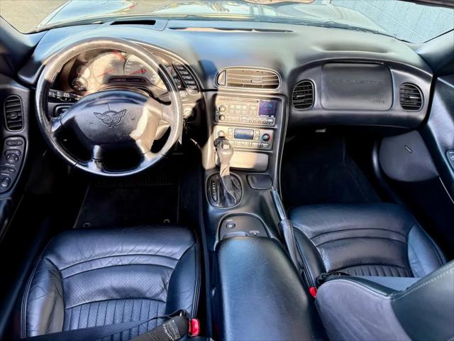 2001 Chevrolet Corvette Base
