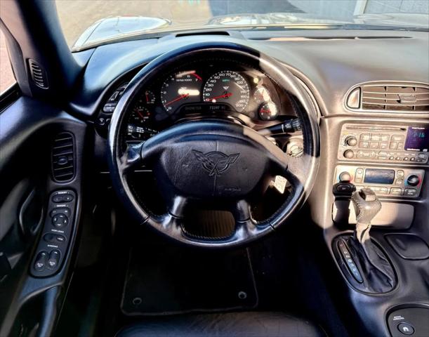 2001 Chevrolet Corvette Base