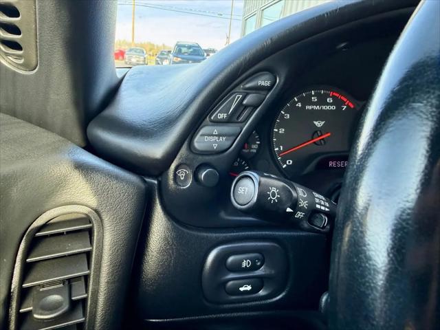 2001 Chevrolet Corvette Base