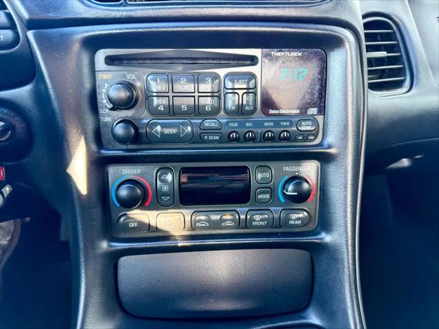 2001 Chevrolet Corvette Base