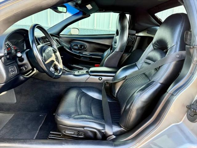 2001 Chevrolet Corvette Base