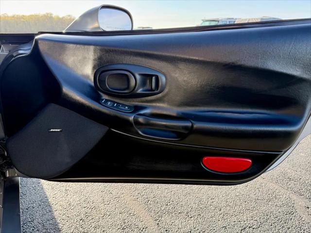 2001 Chevrolet Corvette Base