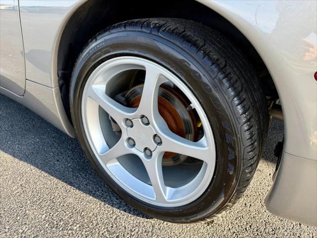 2001 Chevrolet Corvette Base