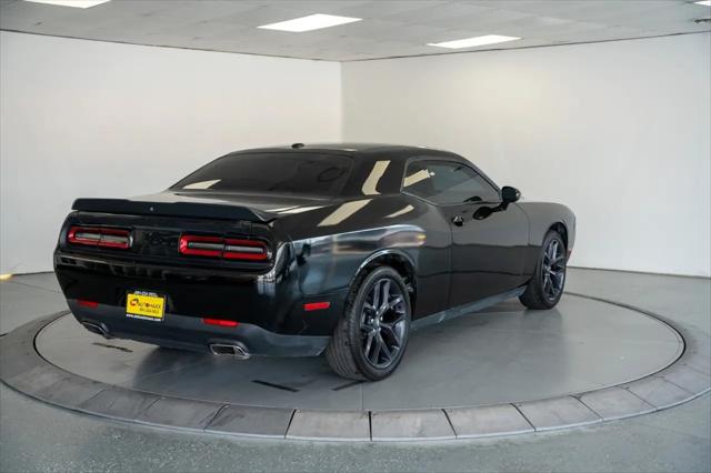 2020 Dodge Challenger SXT