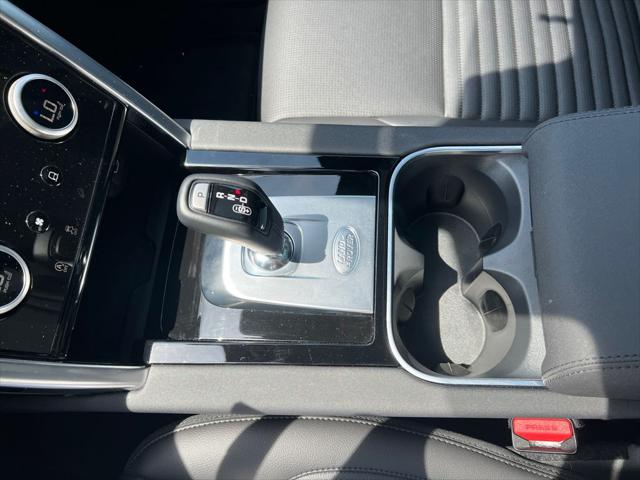 2023 Land Rover Discovery Sport SE